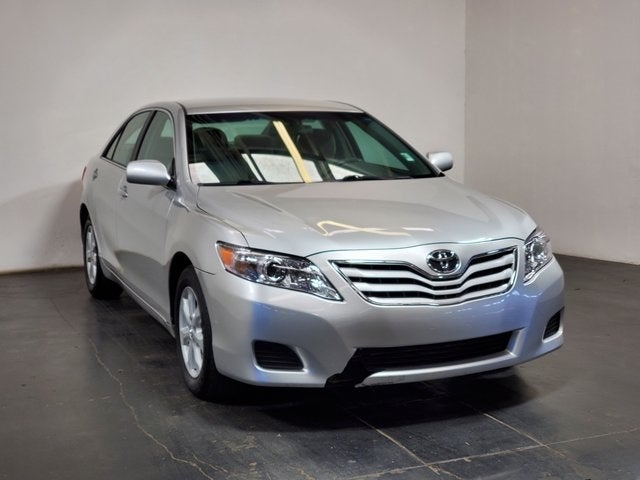 2011 Toyota CAMRY LE